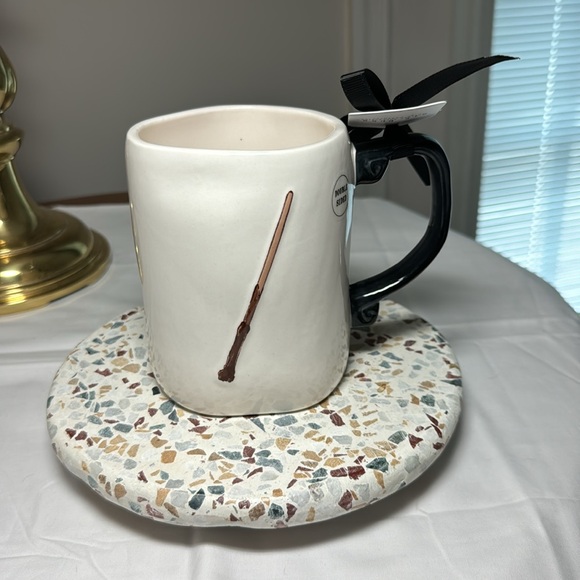 Rae Dunn Obliviate coffee/tea mug - Harry Potter - Picture 2 of 5